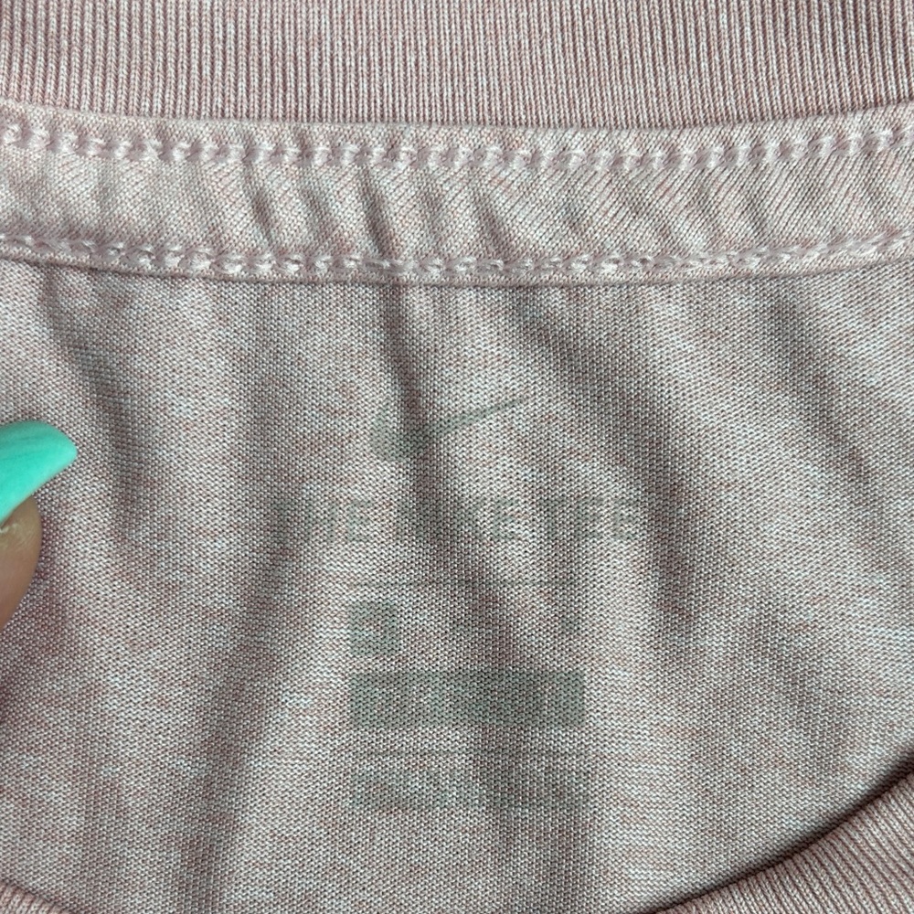 Nike Women's Dr Fit Blush Pink Athletic Short Sleeve Tee - Picture 3 of 6